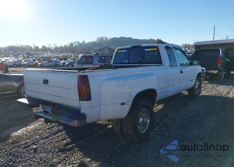 1996 Chevrolet Gmt-400 C3500 из США, поврежденный, VIN 1GCHC39F7TE143649